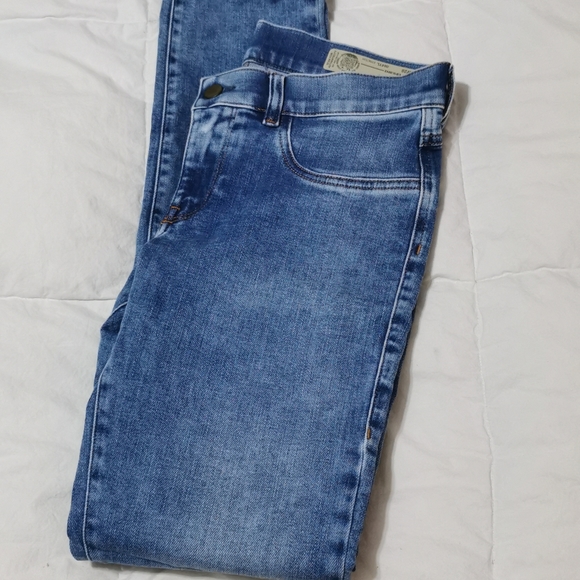 Jegging - Picture 1 of 9